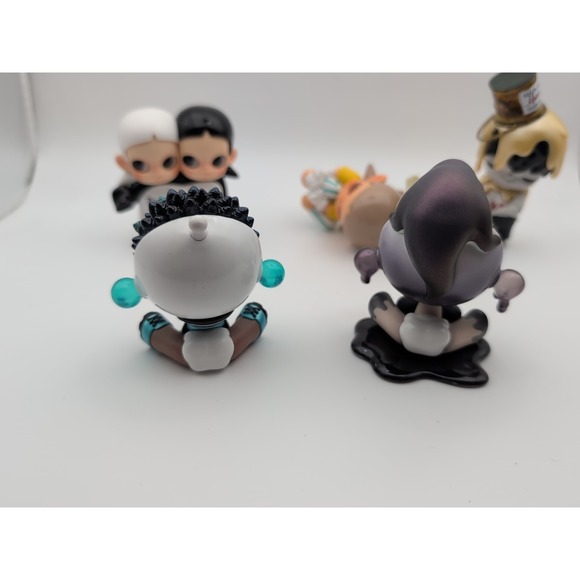 Pop Mart Blind Box Figurines Lot Of 8 Art Toy Collectibles - Picture 11 of 16
